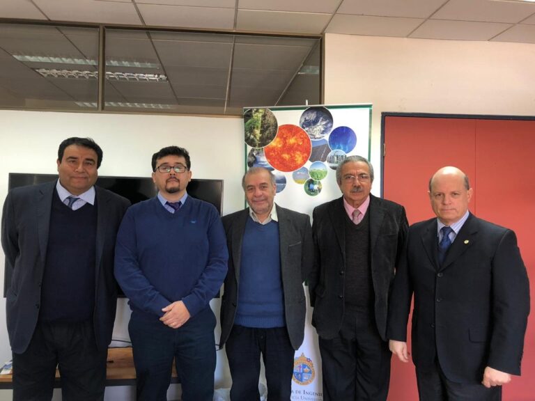 Armando Mellado Chamblas se convierte en nuevo graduado del Magíster en Ingeniería de la Energía de la Pontificia Universidad Católica de Chile.