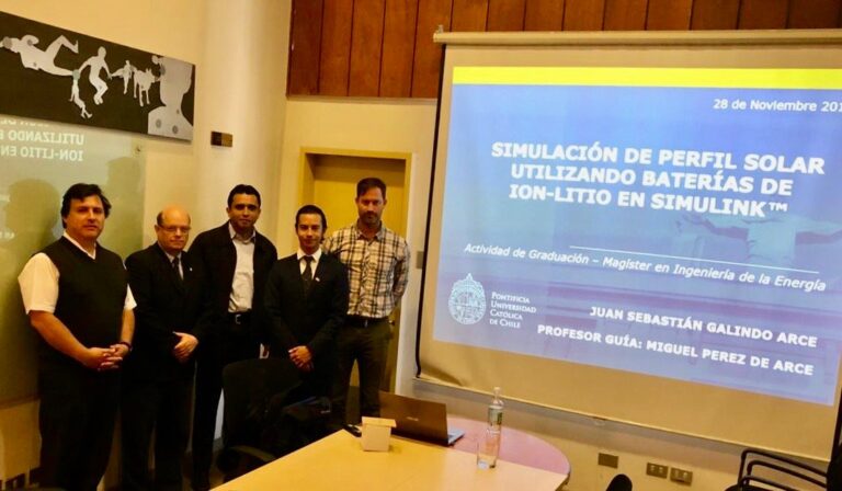 Juan Galindo se convierte en nuevo graduado del Magíster en Ingeniería de la Energía de la Pontificia Universidad Católica de Chile.