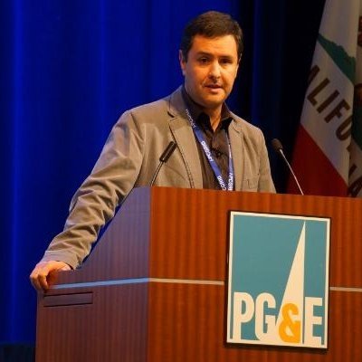 Graduado Erick Zbinden – Generación 2016- Jefe del Departamento de Integridad del Sistema en Coordinador Eléctrico Nacional.