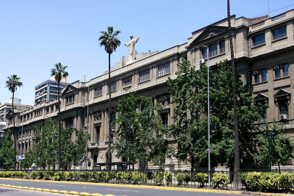 LA PONTIFICIA UNIVERSIDAD CATÓLICA DE CHILE ES LA MEJOR UNIVERSIDAD DE LATINOAMÉRICA