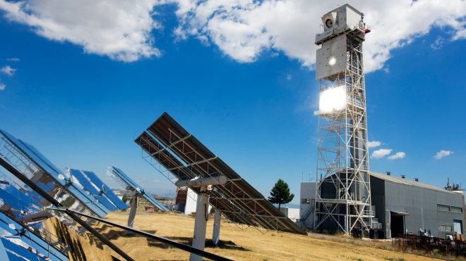 Reactor solar más grande del mundo dividirá H2O en hidrógeno