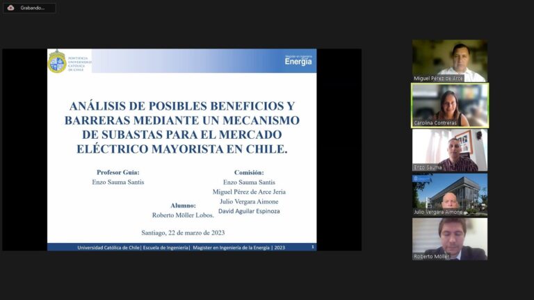Roberto Moller se convierte en nuevo graduado del Magíster en Ingeniería de la Energía de la Pontificia Universidad Católica de Chile