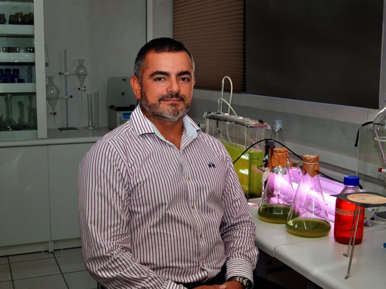 Académico del MIE-UC dirige el proyecto: “Instalación de prototipos de biodigestores para complementar las necesidades energéticas en escuelas de la Araucanía”